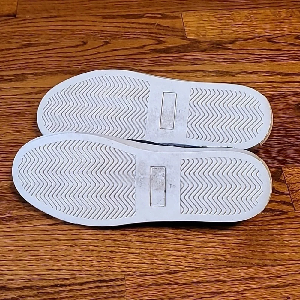 Maiden Lane Shoes - Picture 5 of 5